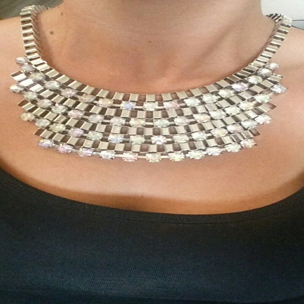 Stunning necklace